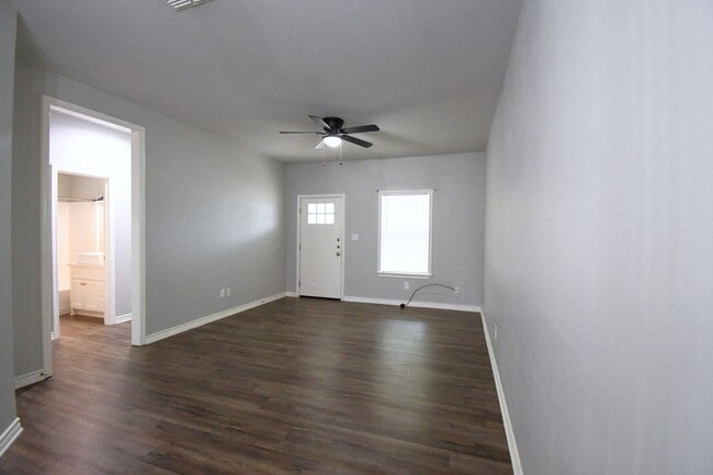Photo - Gorgeous 3 Bedroom, 2 Bath Duplex in Arp