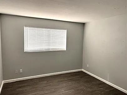 Photo - UPDATED 2 BEDROOMS WITH PRIVATE PATIO & CENTRAL AIR Unit 4