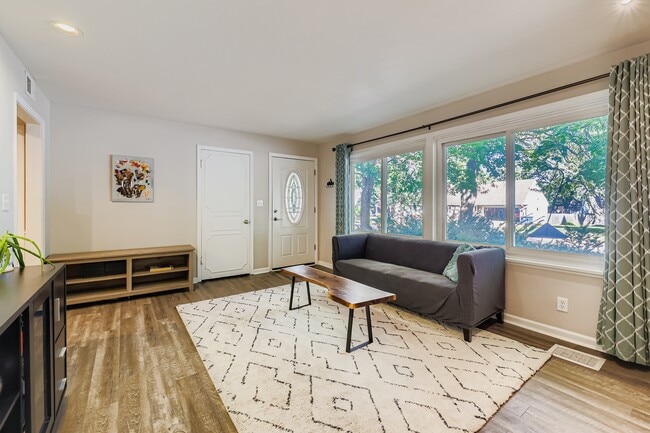 Photo - 7244 Knox Ave S