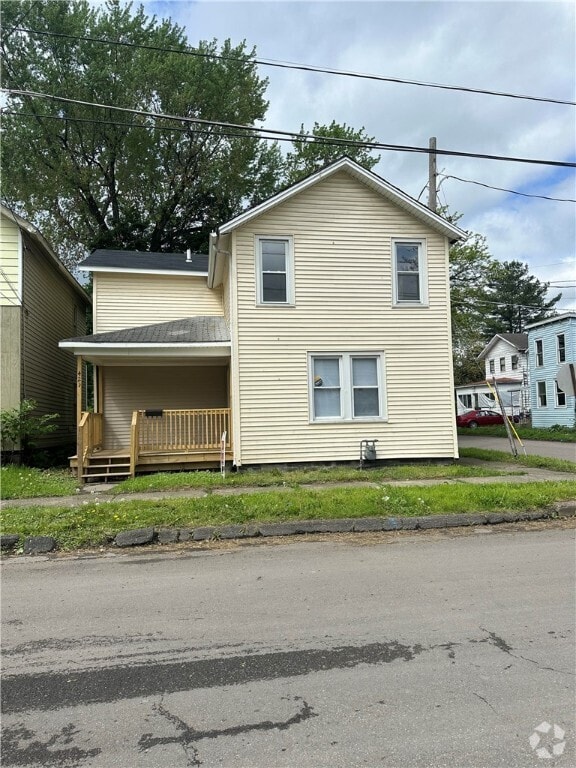 Building Photo - 421 High St Rental