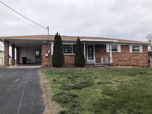 Photo - 218 Britton Dr