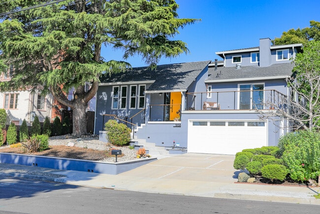Building Photo - 2658 Mira Vista Dr Rental