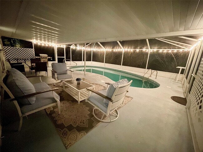 Photo - 1150 SW Jumper St