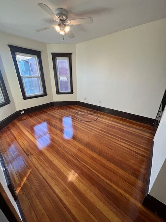 Photo - 4 Grafton St Unit 3