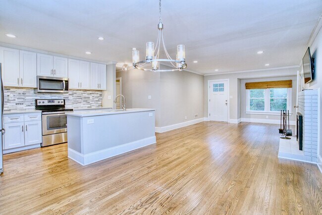 Photo - Beautiful home in Greenville near Downtown