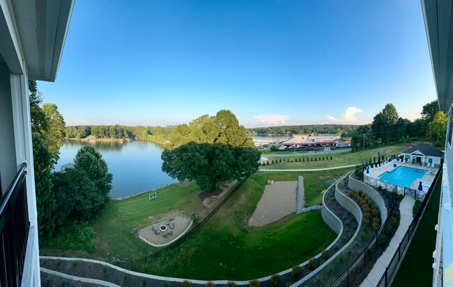 stunning views of lake norman - 4455 Reed Creek Dr Unit 308
