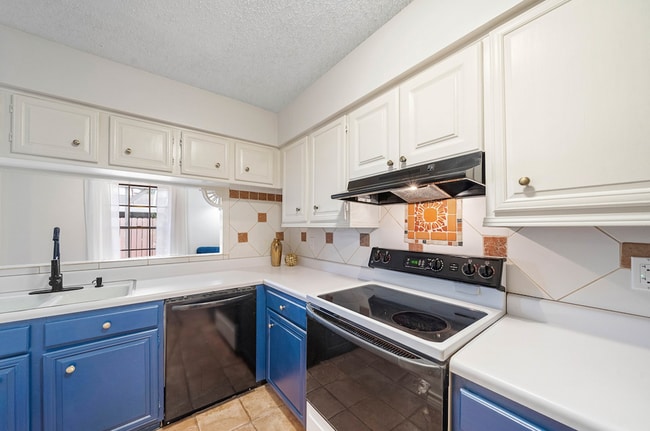 Photo - 17116 Beaver Springs Dr