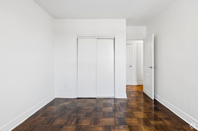 1BR, 1BA - 543SF - Bedroom