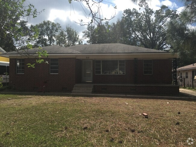 Building Photo - 215 E Jordan St Rental