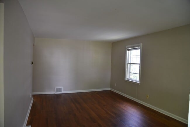 Photo - 3 Bedroom Home in Clintonville!