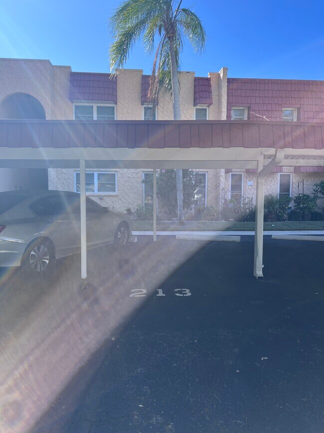 Photo - 213 Buttonwood Cir Unit 213 Buttonwood Circle