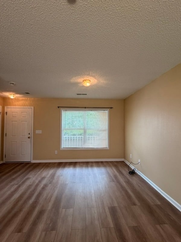 25 Willow Hurst Ct