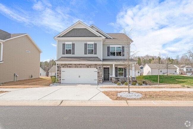 Building Photo - Beautiful 4 Bedroom Home in Gastonia