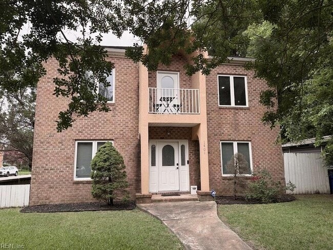 Photo - 1401 W 40th St Casa