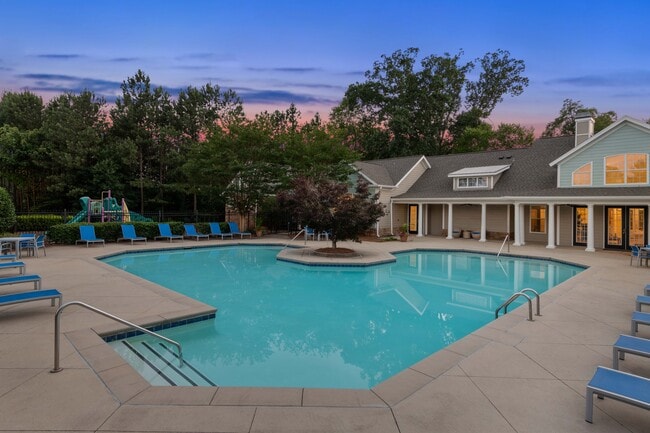 Enjoy lazy afternoons by the water.