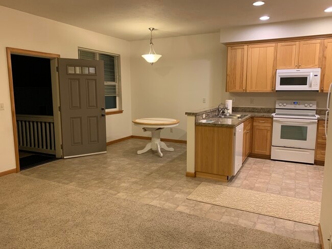 Building Photo - 862 Aqua Vista Loop Unit Ocean Views  upstairs