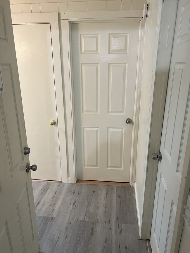 Welcome! - 122 Dewey avenue Apartments Unit 3