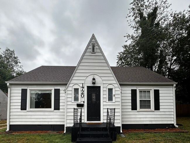 Building Photo - 1720 S Garrison Ave Rental