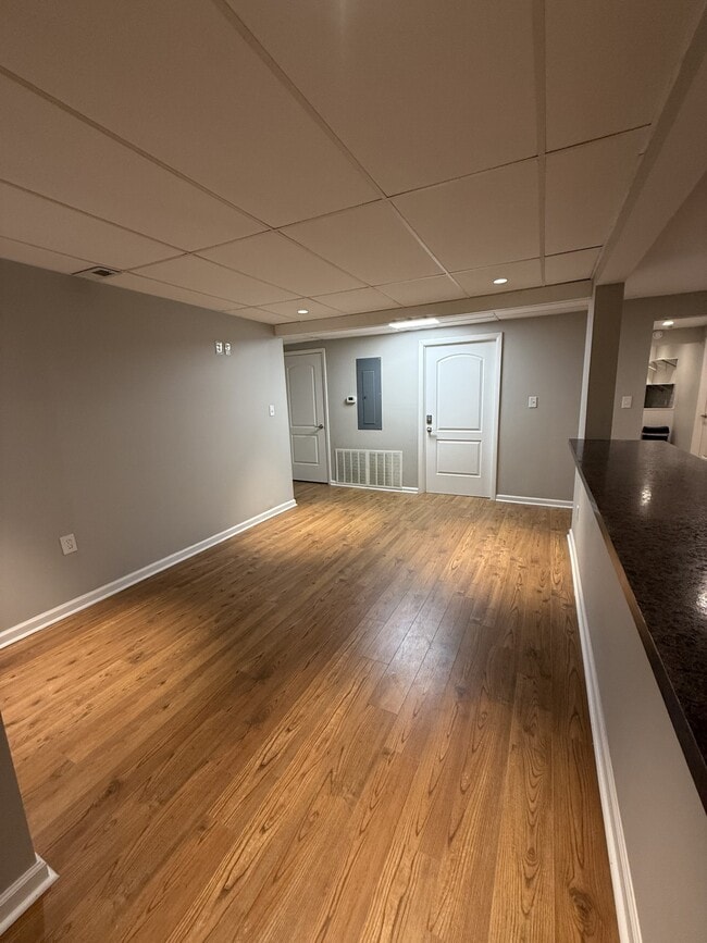 Living Room - 513 Bernard Ave Unit 513 Bernard Basement