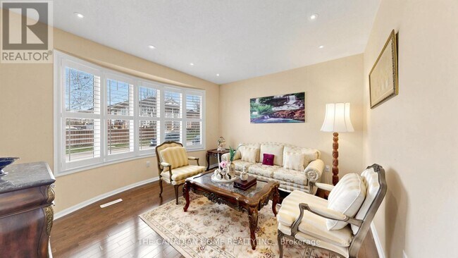 Photo - 92 Clausfarm Ln