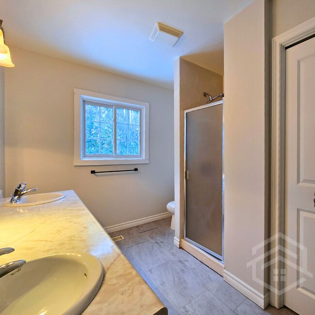 Photo - 425480 Substation Rd