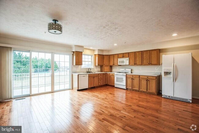 Building Photo - 13477 Stowaway Ct Rental