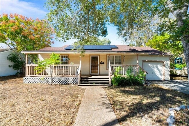 Building Photo - 626 Caddo St
