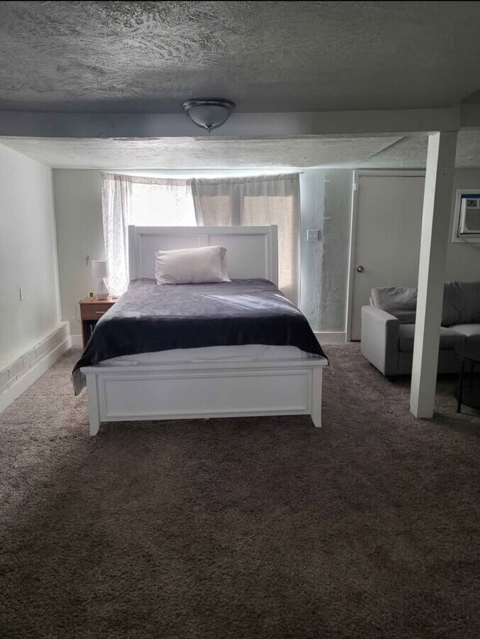 Photo - 4801 W 4745 S