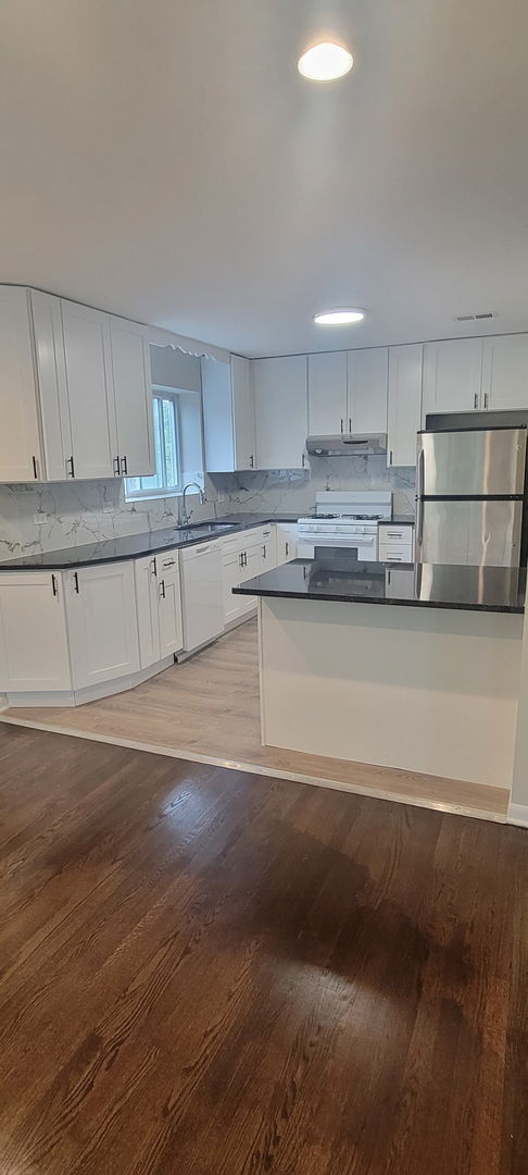 Photo - 8638 Trumbull Ave