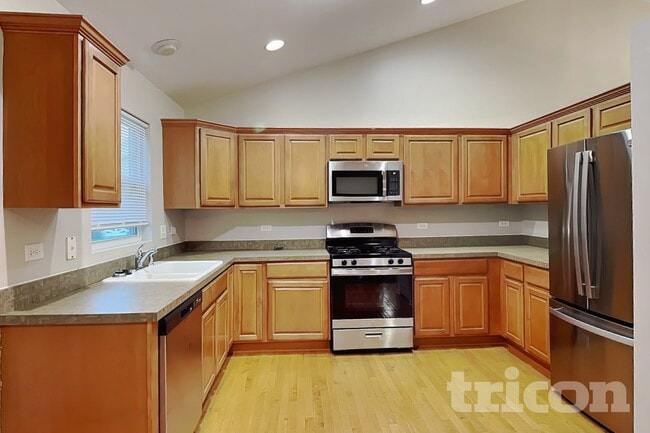 Photo - 8007 Shady Oak Rd