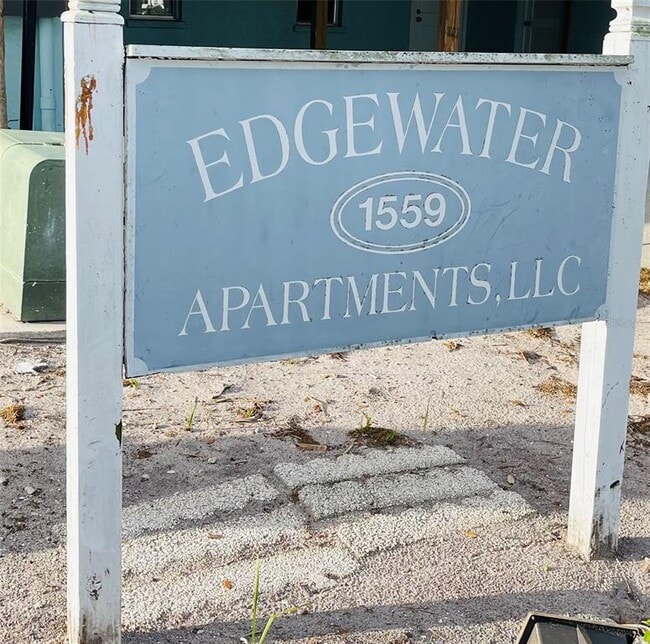 Photo - 1559 7th Ave W