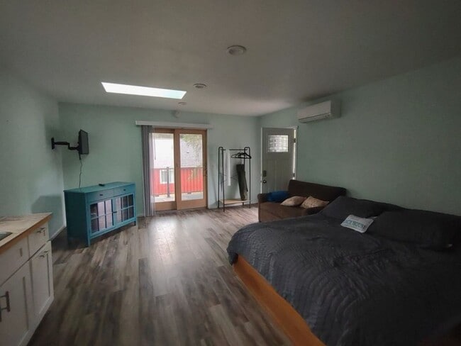 Photo - Studio Apt in Private Setting Unit Studio