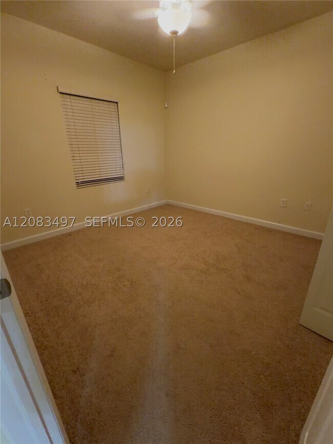 140 NE 28th Terrace
