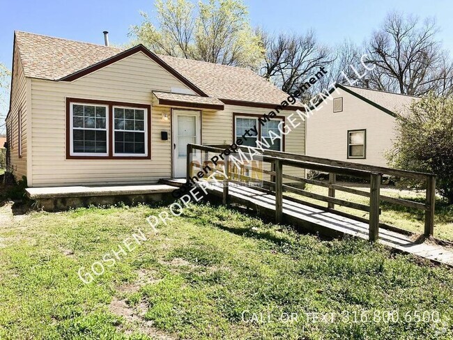 Building Photo - Gorgeous Home - Remodeled