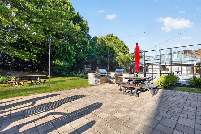Embrace outdoor living at Eagle Rock Apartments at Swampscott. Enjoy spacious picnic areas, modern grills, and lush greenery perfect for relaxation or gatherings. Your ideal lifestyle awaits—schedule your visit today!