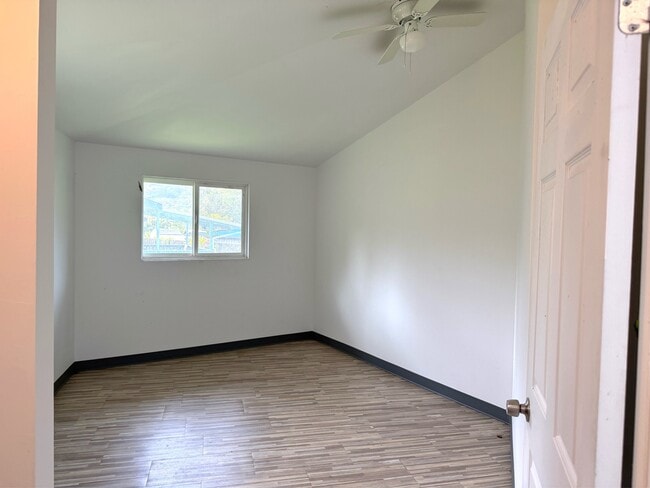 Photo - 14-3431-3431 Forest Rd