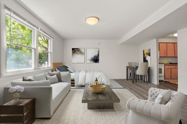 Building Photo - Stony Brook Commons