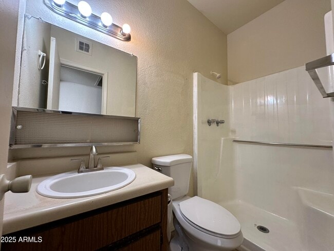 Photo - 2801 E Monte Cristo Ave Unidad 102