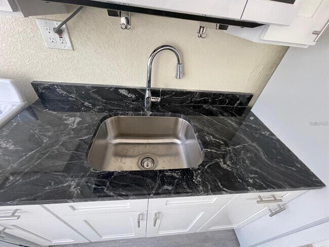 Photo - 625 16th Ave S Unit B