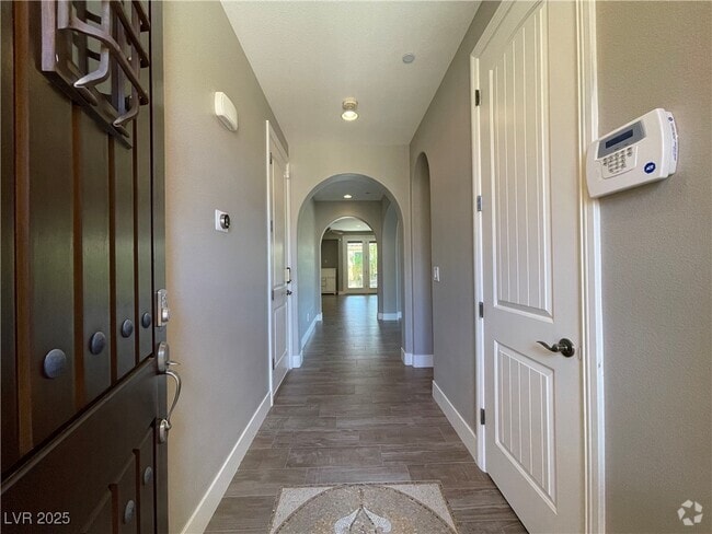 Building Photo - 75 Avenza Dr Rental