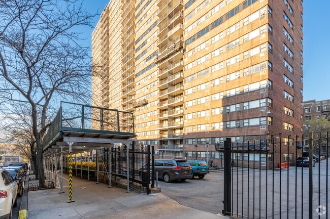 Photo - River View Towers