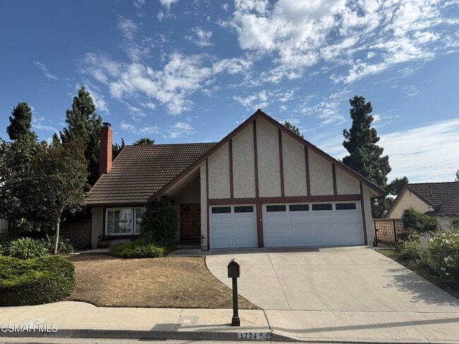 Photo - 1774 Alderwood Pl