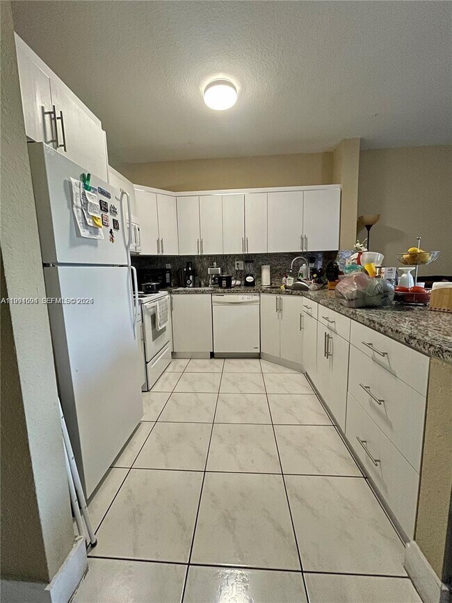 Photo - 6940 NW 179th St Unit 308-7