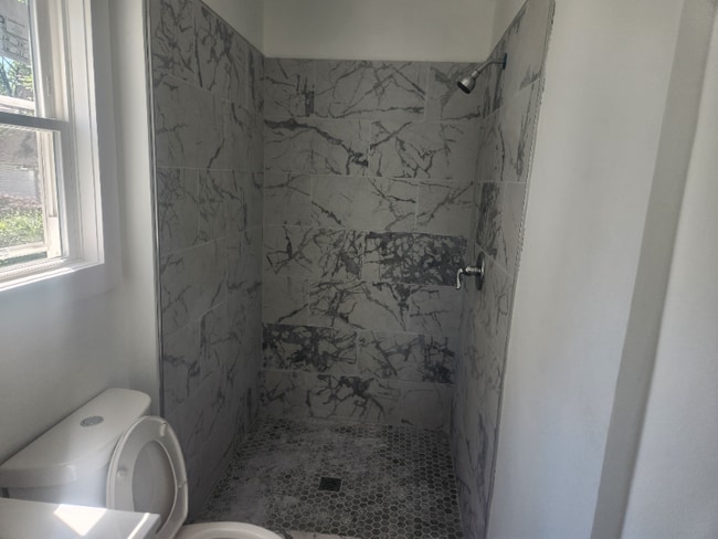 Photo - 16124 Glynn Rd