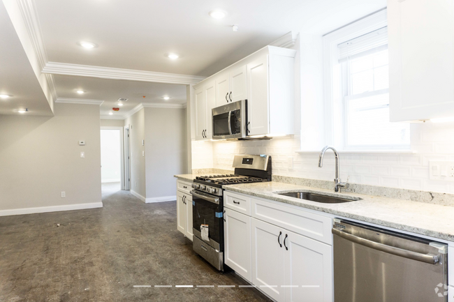 Building Photo - 36 Monmouth St Unit 3 Rental