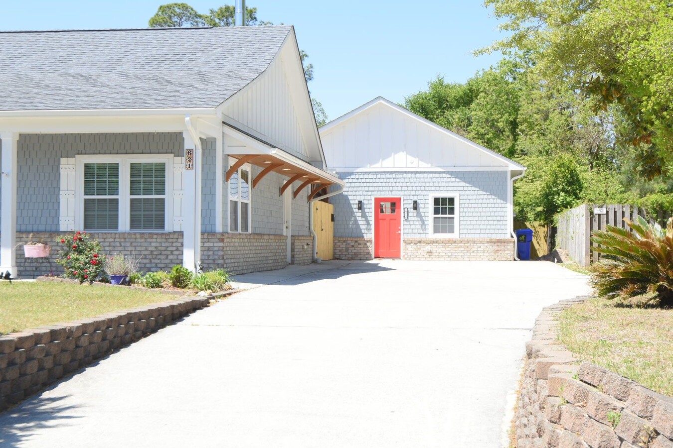 Photo - 621 Hadley Ct House