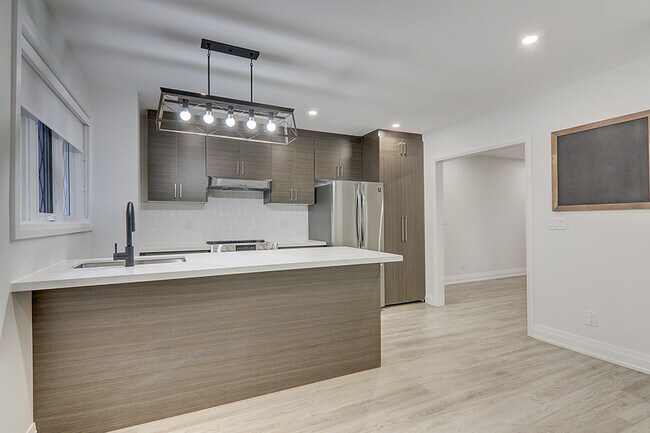 Photo - 2520 Bloor St W Unité 18