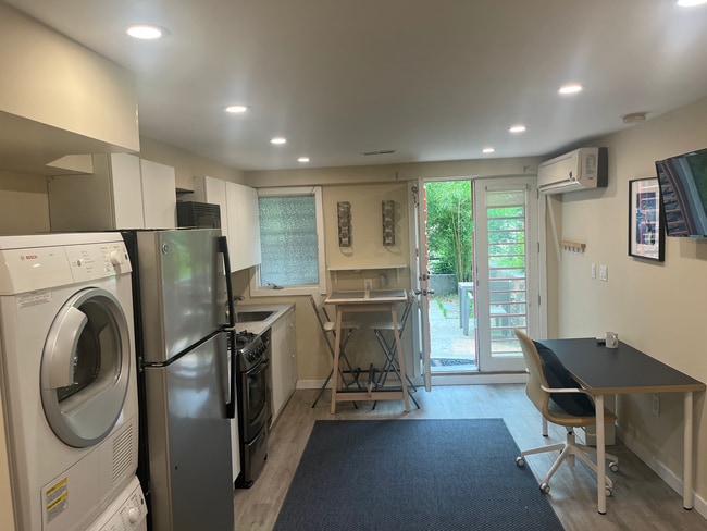 Photo - 803 Euclid Street Northwest Unit Euclid St Studio