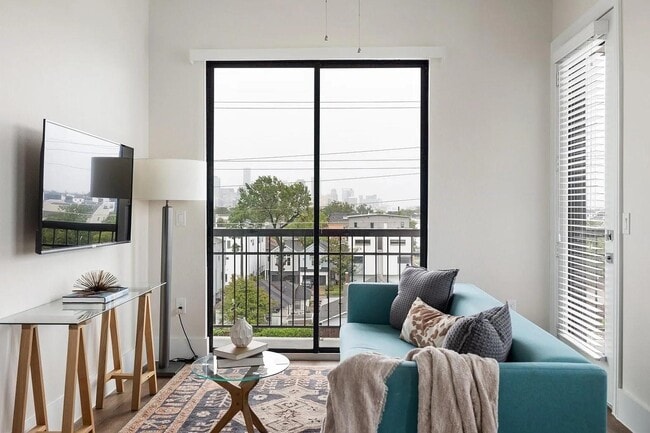 Photo - 1508 Blodgett St Unit 301