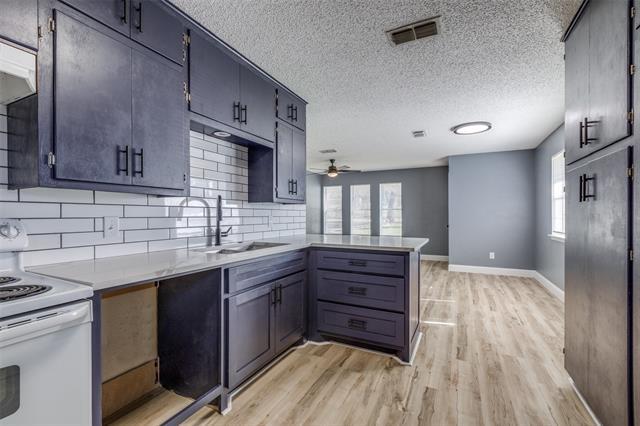 Photo - 453 Wilshire Ave